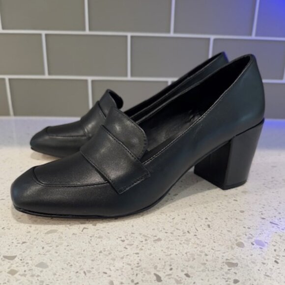 M4D3 Schooled Loafer Pump in Black, Size 9.5M - Picture 2 of 10